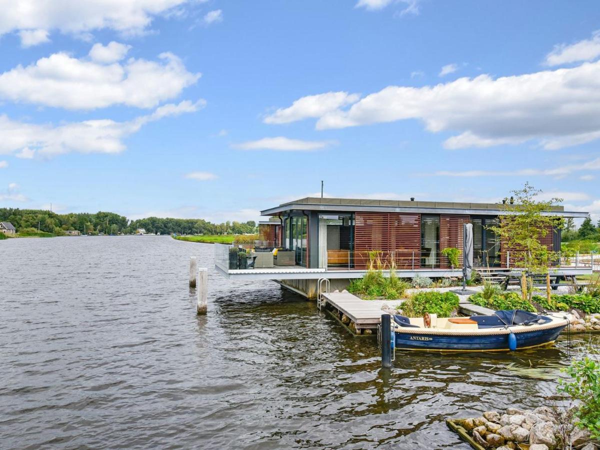 Landal Waterpark De Alde Feanen Hotel De Veenhoop ภายนอก รูปภาพ